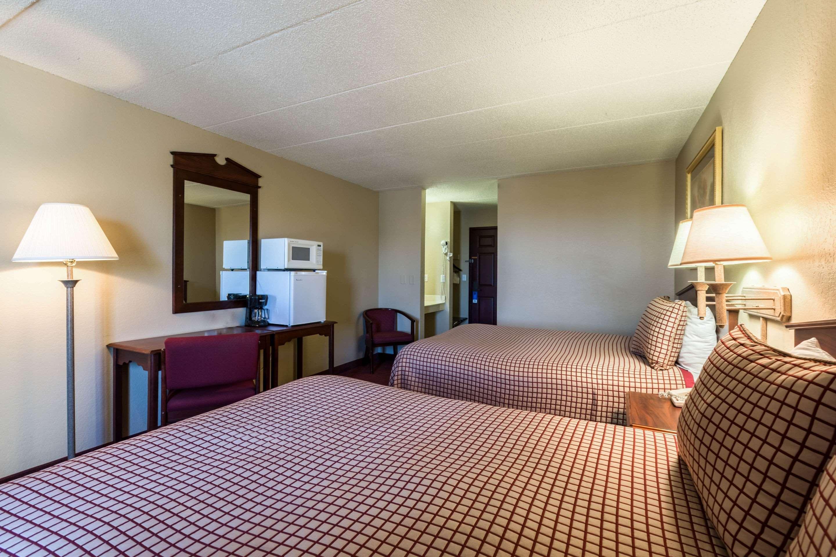 Rodeway Inn Norfolk Esterno foto