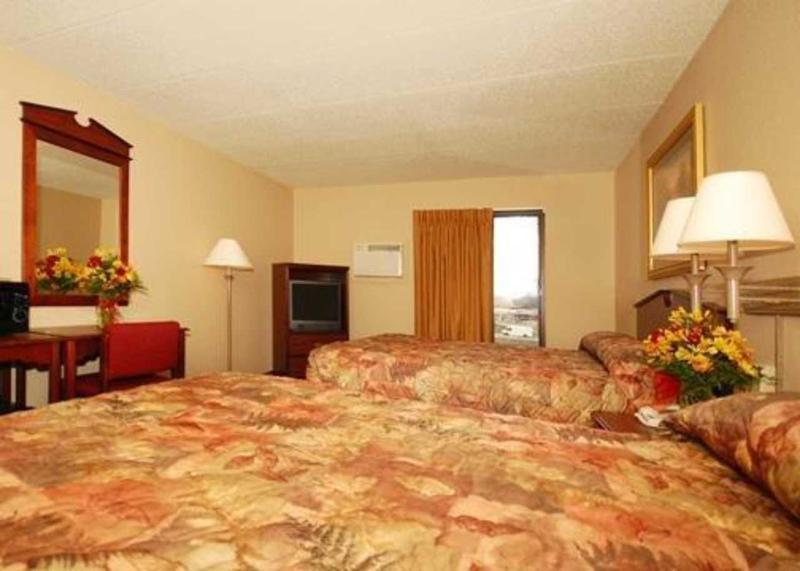 Rodeway Inn Norfolk Esterno foto