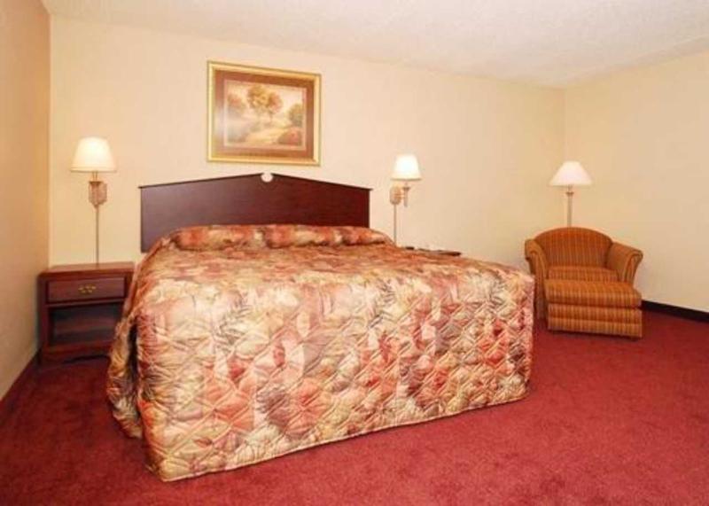 Rodeway Inn Norfolk Esterno foto